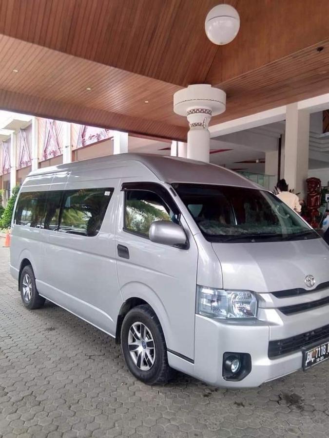 Thomas' Retreat Bukit Lawang Hotel Exterior photo